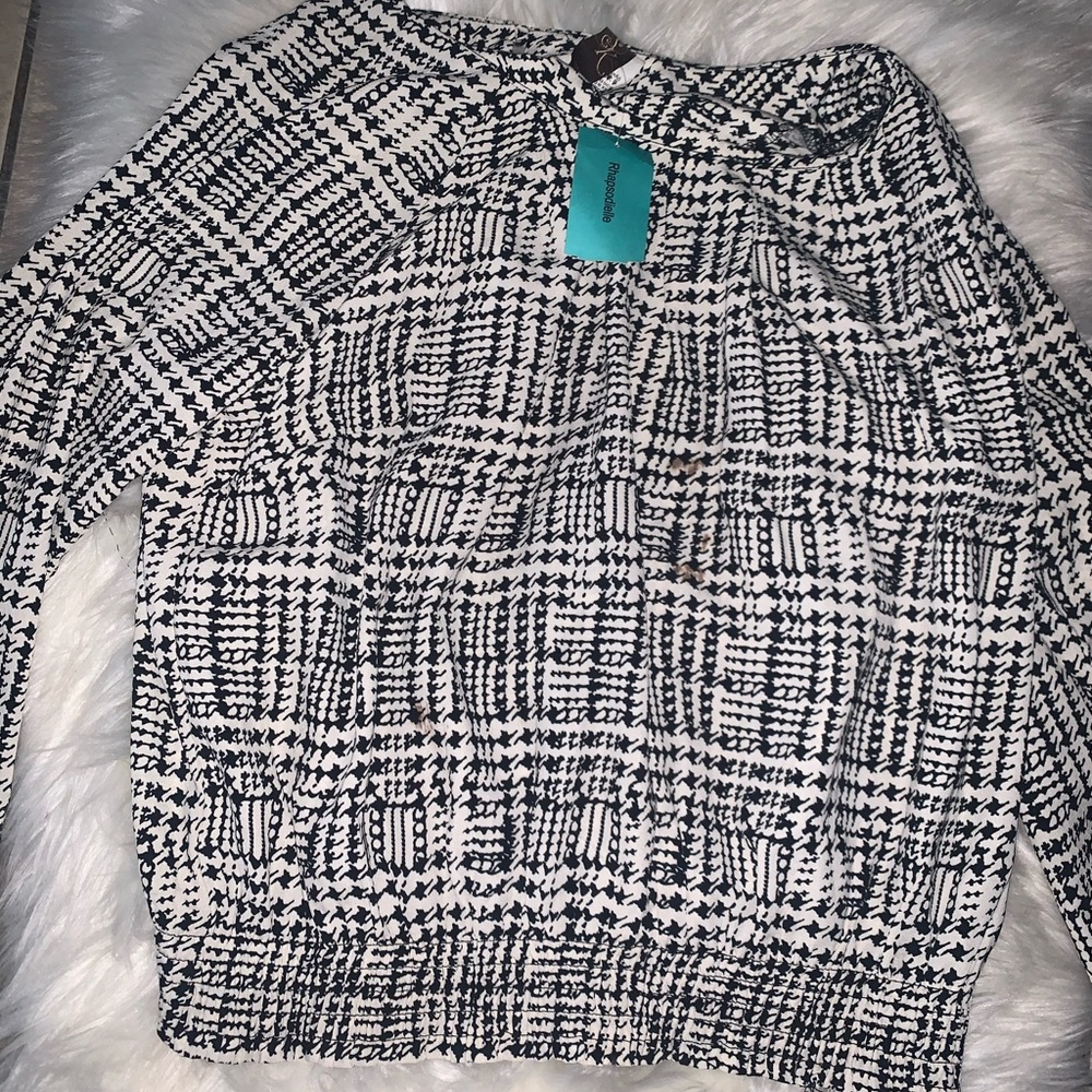 New Black and white long sleeve shirt with tags